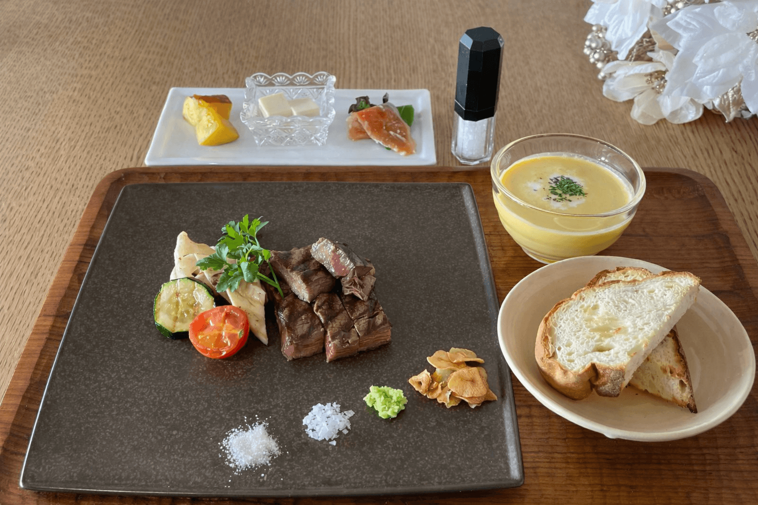 赤穂の塩で旨味UP!AMAMI TERRACE限定ステーキフェア、1月31日・2月1日開催