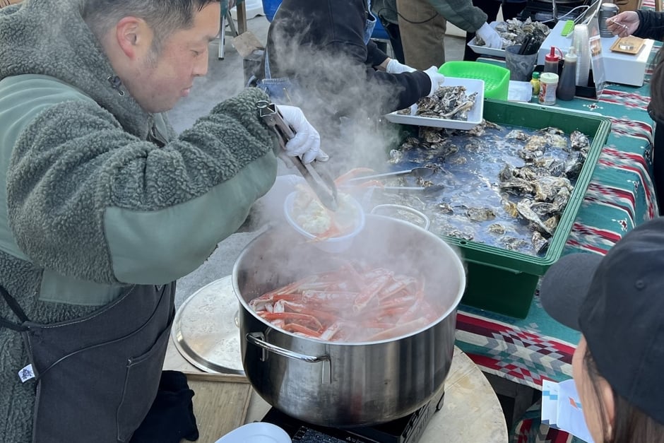 明石 大蔵海岸 ZAZAZA ズワイガニ&サワラ 2月限定 海鮮BBQ