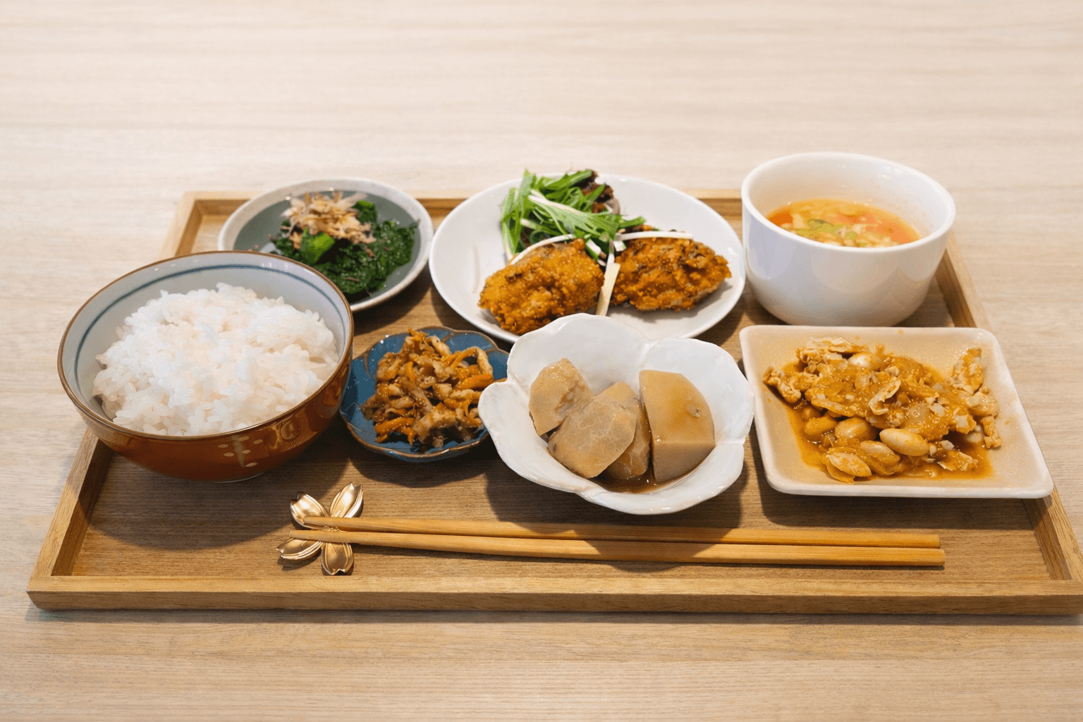 神戸垂水に発酵おばんざいカフェ「コメハナ」オープン!毎日食べられる優しいごはん