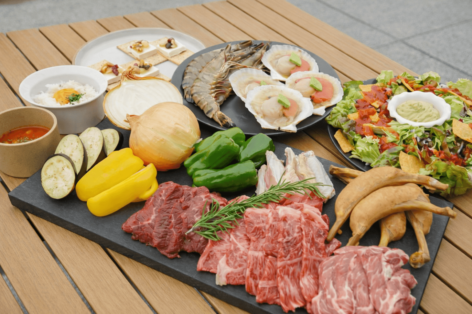 神戸新港町「EN³」手ぶらBBQ 3/20開始!六甲和牛など地元食材満喫