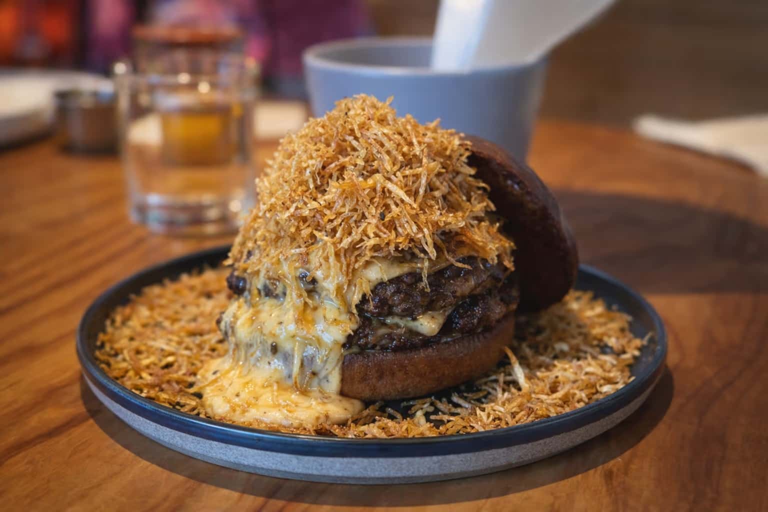 芦屋発!世界が認めた和牛バーガー「Gui’s Burger」百名店に再び