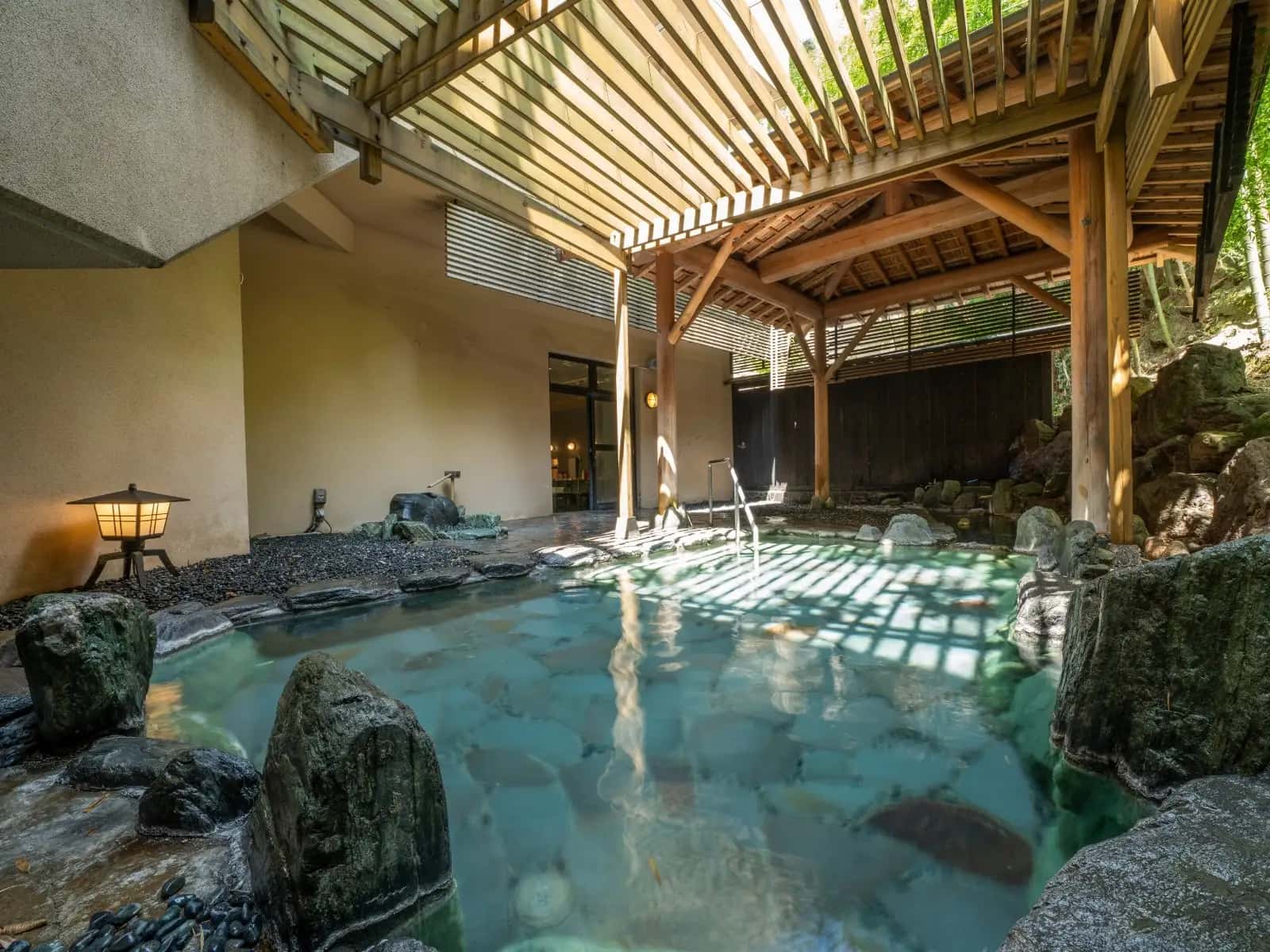 湯村温泉「湧泉の宿ゆあむ」ペア宿泊券プレゼント!応募は5/8まで