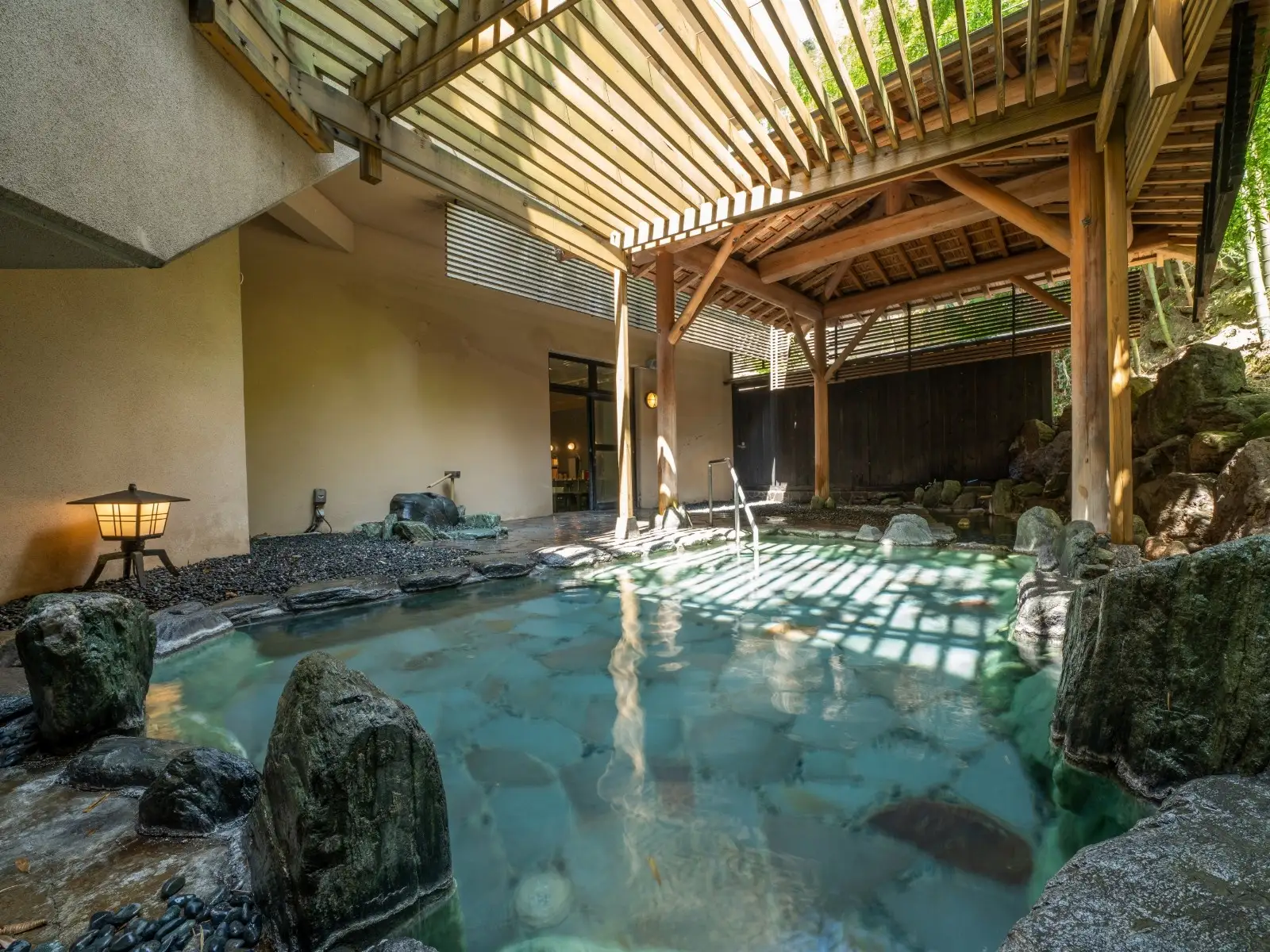 湯村温泉「湧泉の宿ゆあむ」ペア宿泊券プレゼント!応募は5/8まで