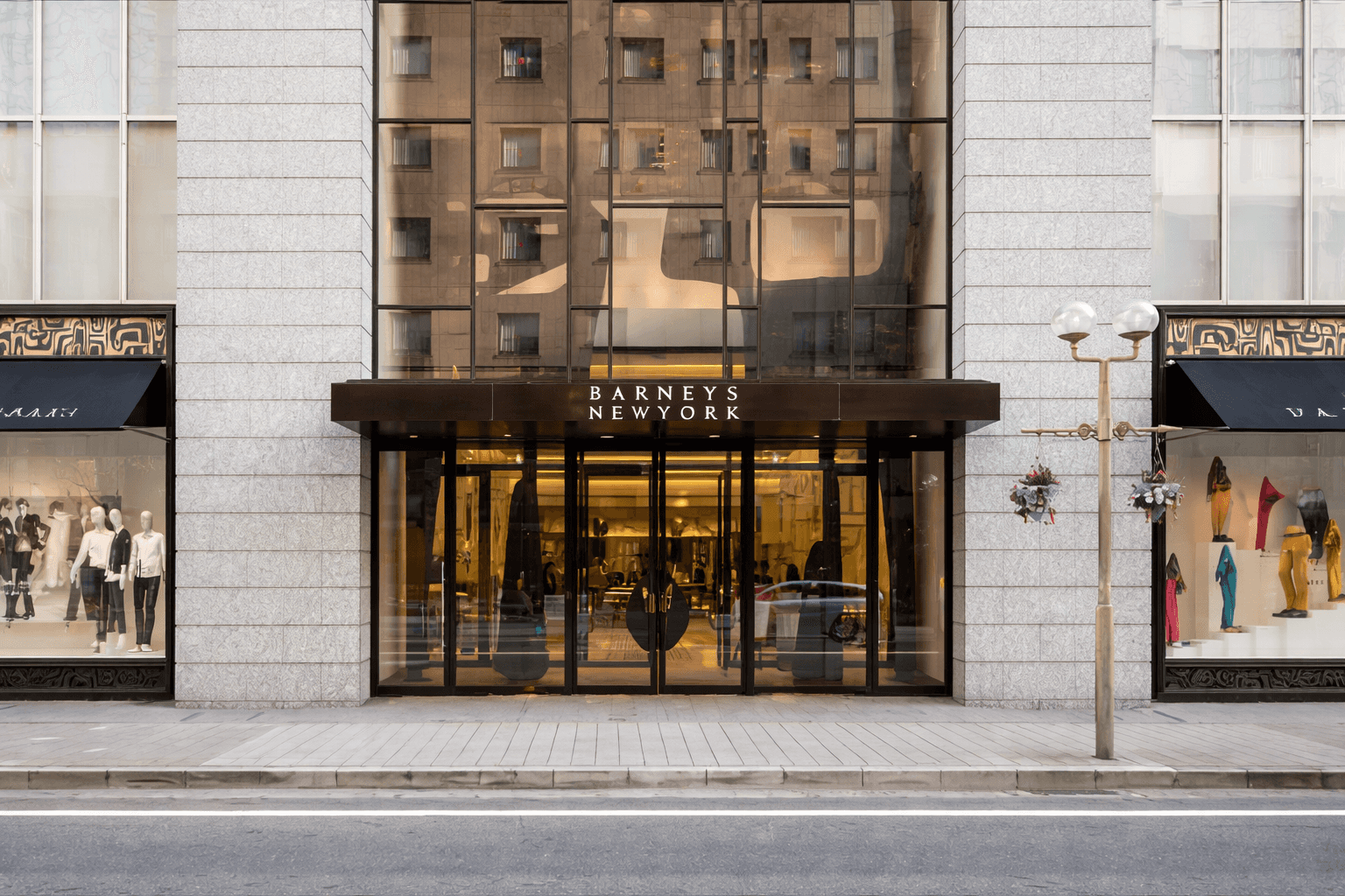 バーニーズ神戸店 SISANDIポップアップ!新作水着&リゾートウェア