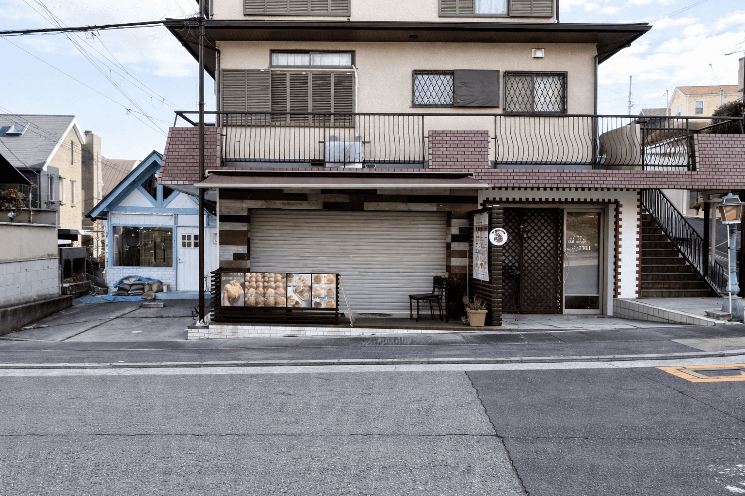 西宮 豊楽町に生ドーナツ専門店「MY DONUT STAND Cafe plus」3月30日開店