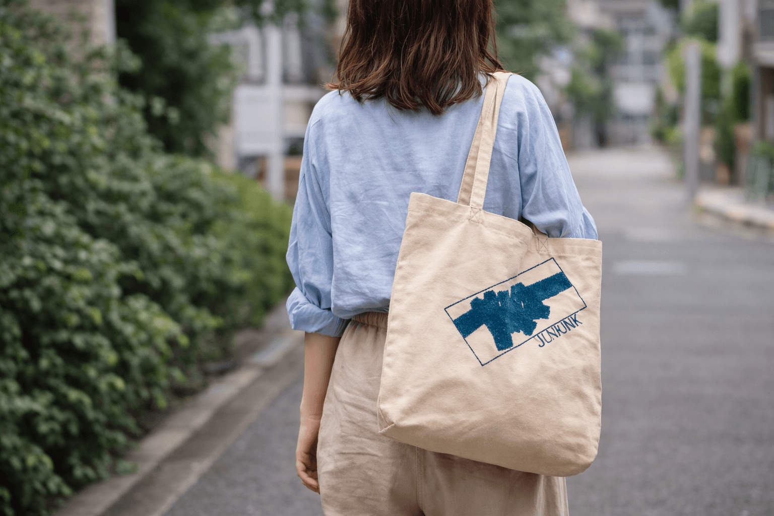 ジュンク堂書店50周年記念グッズ発売|神戸ポートタワーコラボキーホルダーも