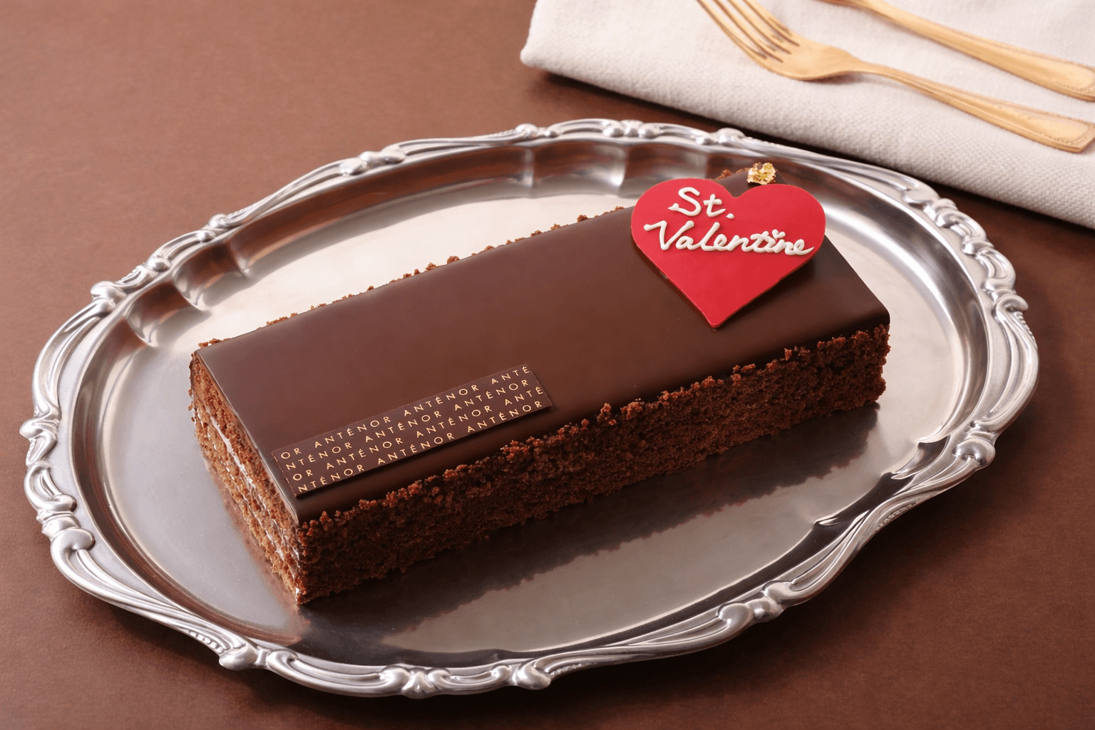 神戸の老舗洋菓子店 アンテノール バレンタイン限定 濃厚チョコケーキのイメージ画像