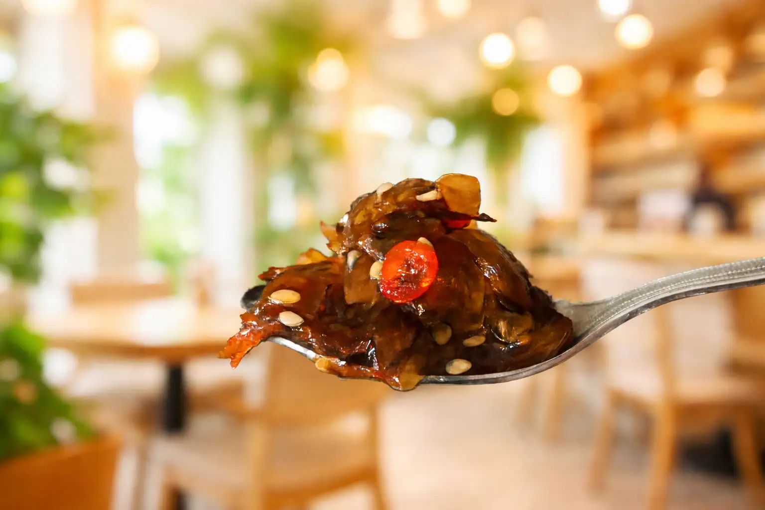 卵の甘み爆上げ!神戸発「食べる醤油」クラファンで話題沸騰のイメージ画像