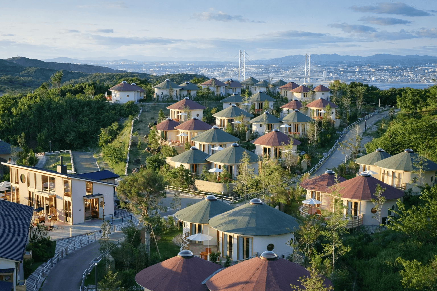 淡路島ニジゲンノモリ しんちゃんルーム宿泊者限定!ジップライン2回飛べる!のイメージ画像