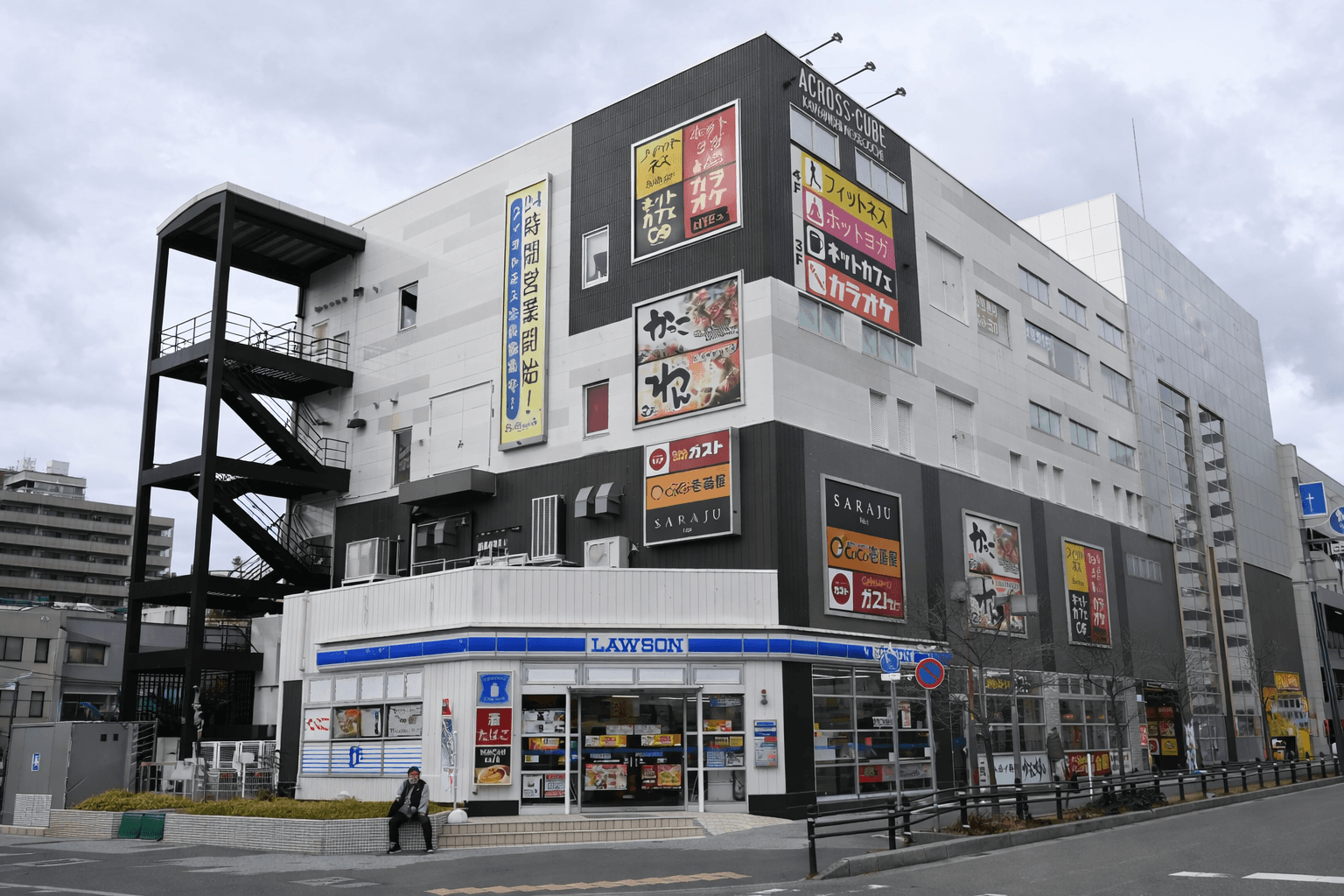 川西能勢口に「て鶏あし鶏」2/9開店!阿波尾鶏の鶏焼肉と鶏料理が自慢のイメージ画像