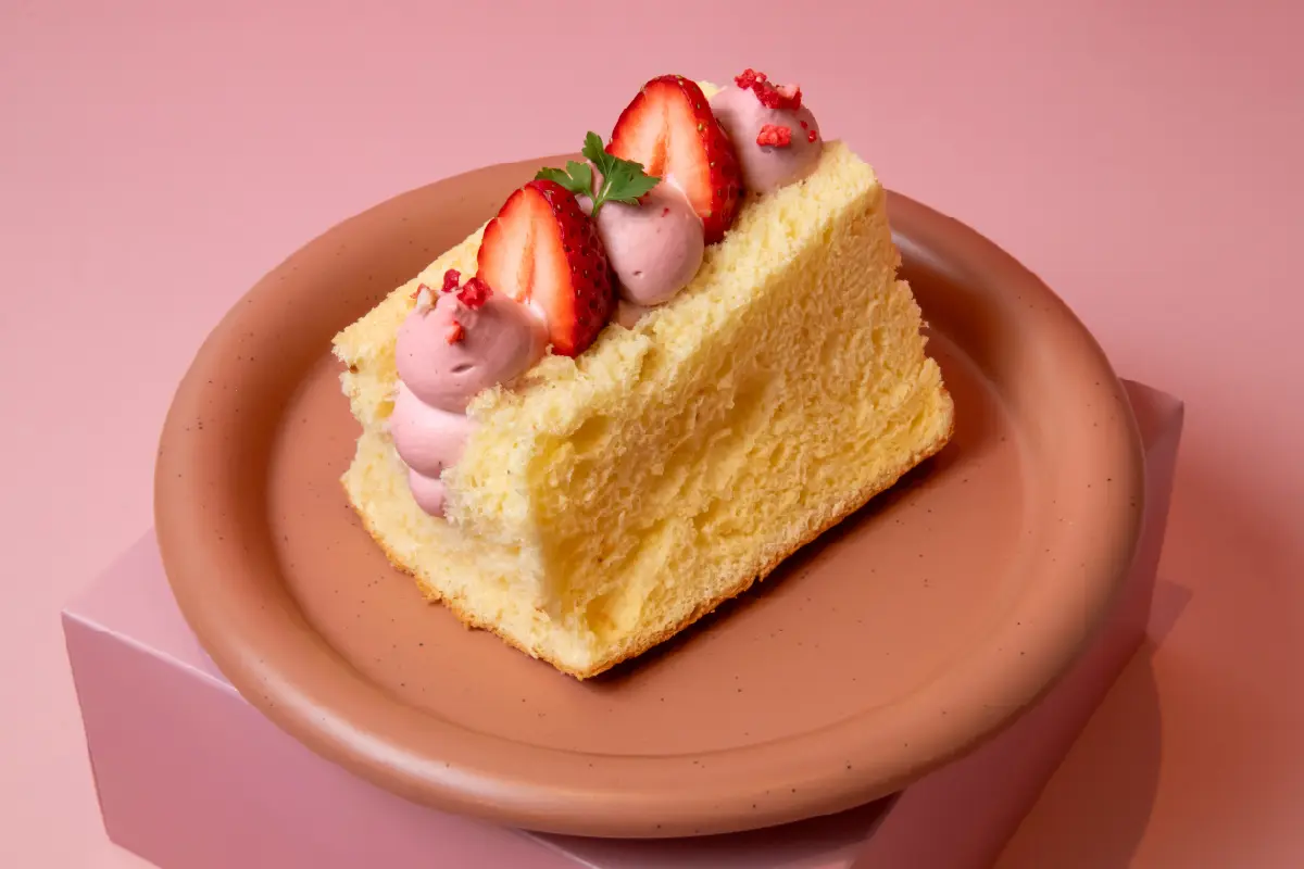 神戸旧居留地ニューラフレア、いちごスイーツ2/10から!のイメージ画像