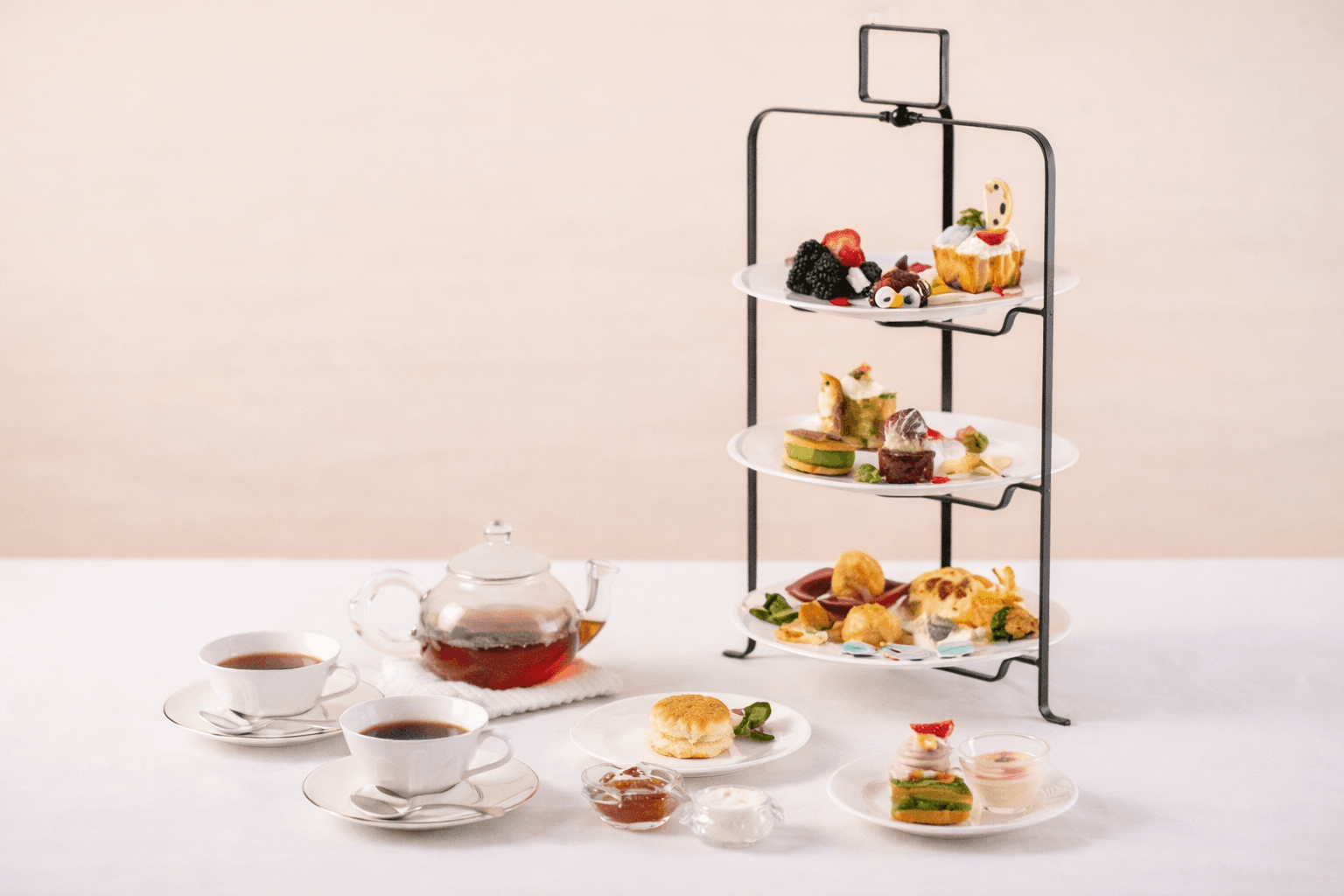 神戸須磨シーワールドホテル、春の味覚ブッフェ&水族館モチーフデザート3/1開始のイメージ画像