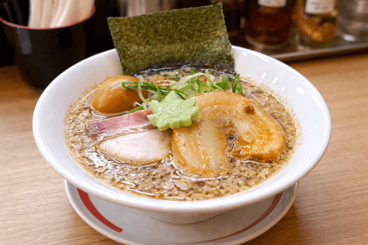神戸・六甲道ラーメン!TV紹介の食べログ選出店で鶏白湯&鬼煮干しのイメージ画像