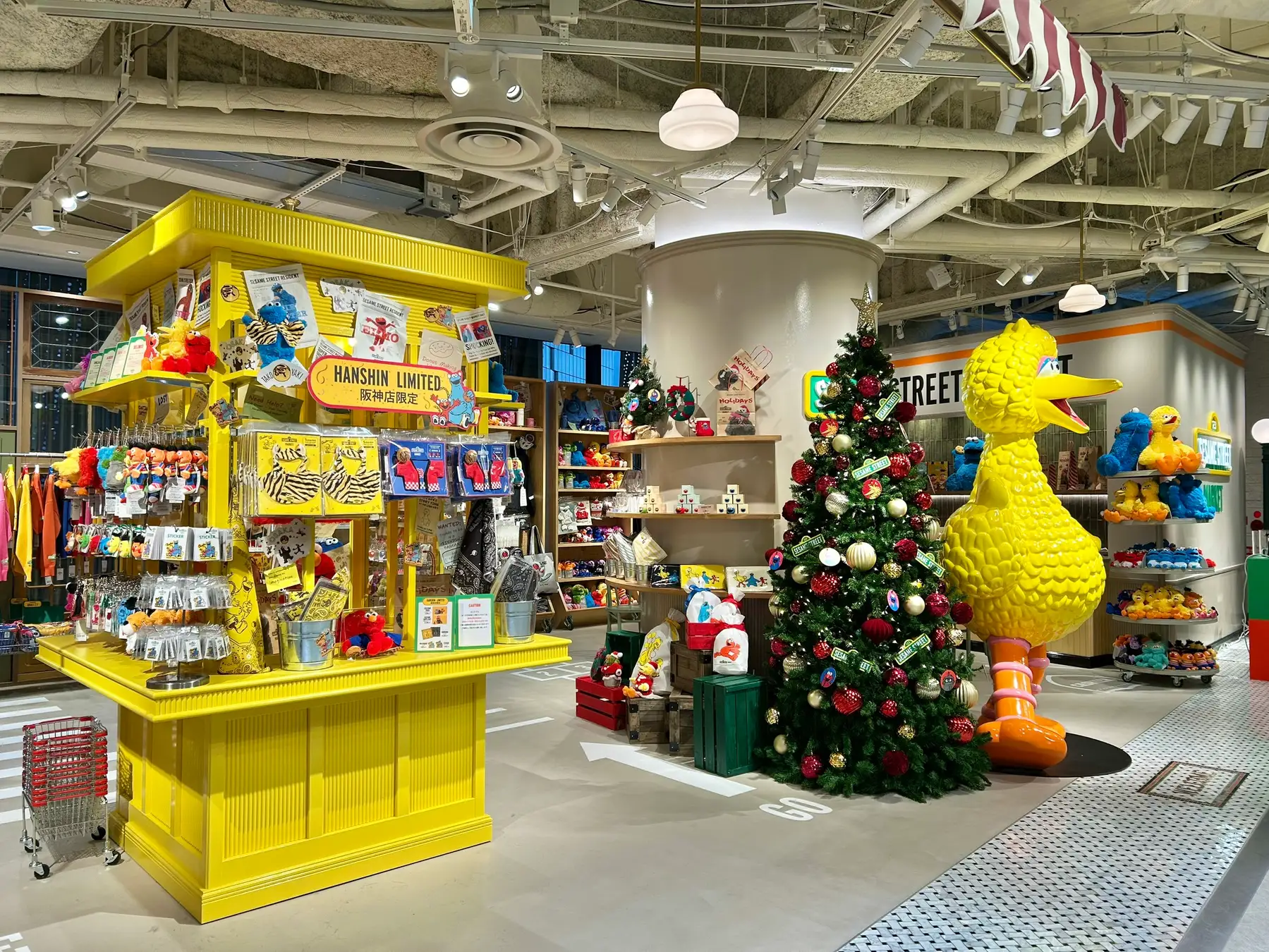 阪神沿線にエルモがやってくる!スタンプラリー&梅田駅イベントのイメージ画像