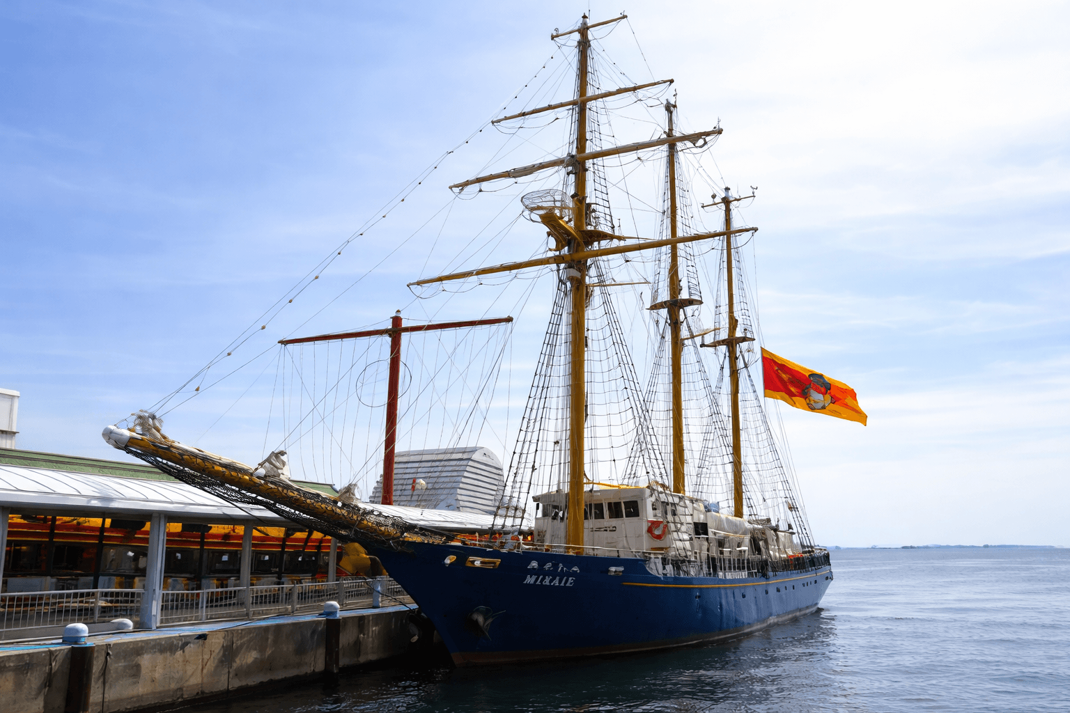 神戸ポートタワー × えんとつ町のプペル コラボイベント開催!限定グッズ&カフェメニューものイメージ画像