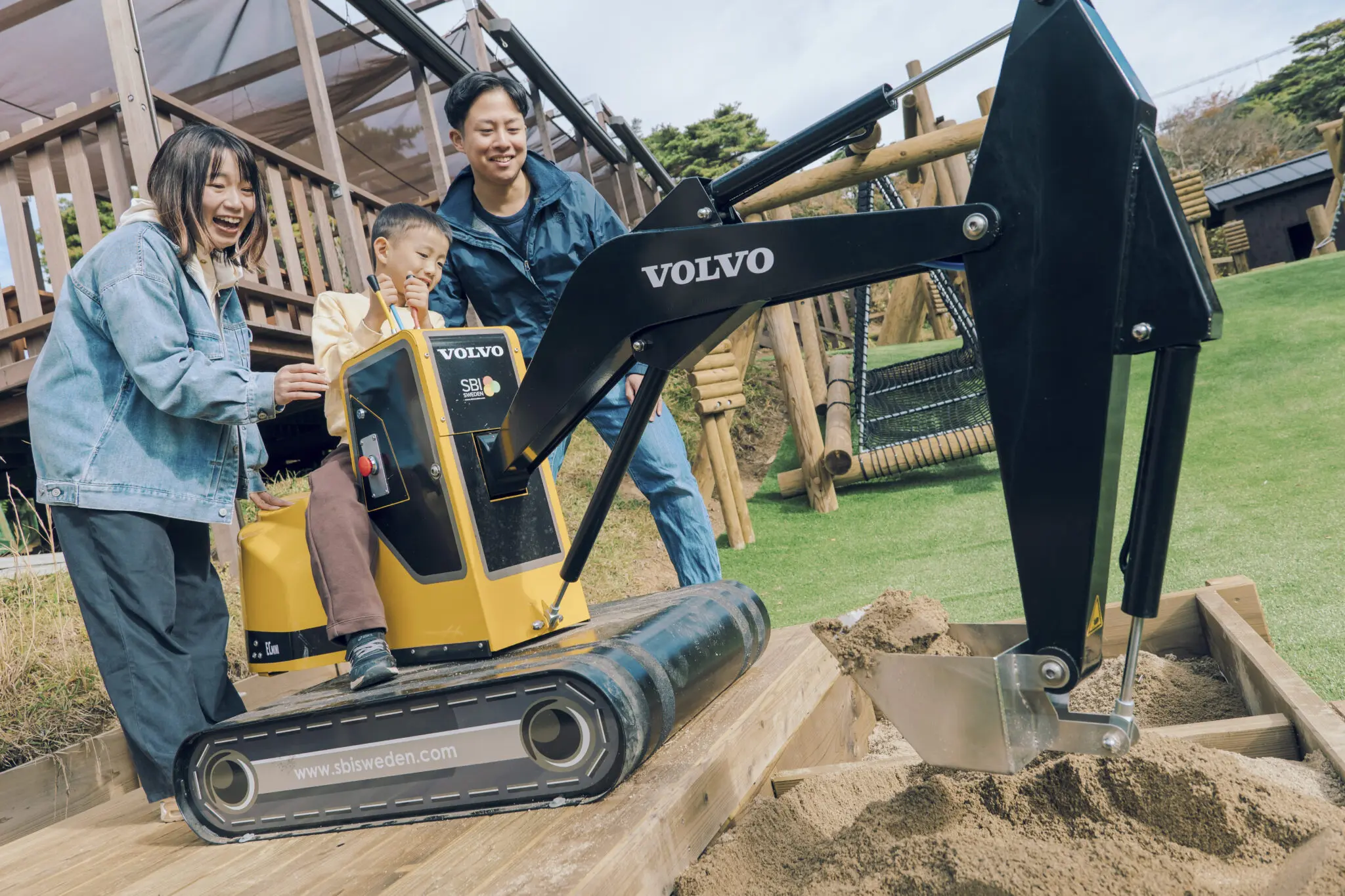 六甲山GREENIAに新エリア!チビドランド誕生記念、未就学児半額WEBチケットのイメージ画像